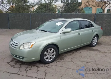 2007 Toyota Avalon Xl z USA, uszkodzony, nr VIN 4T1BK36B57U200772